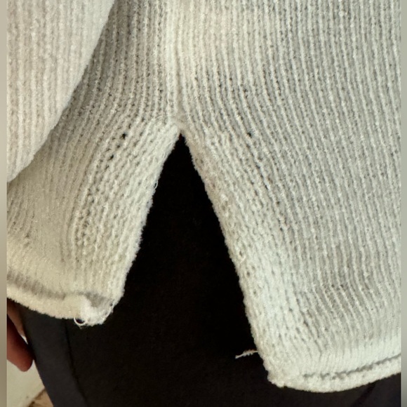 Lulu B White Anchor Chenille Sweater - Picture 9 of 12